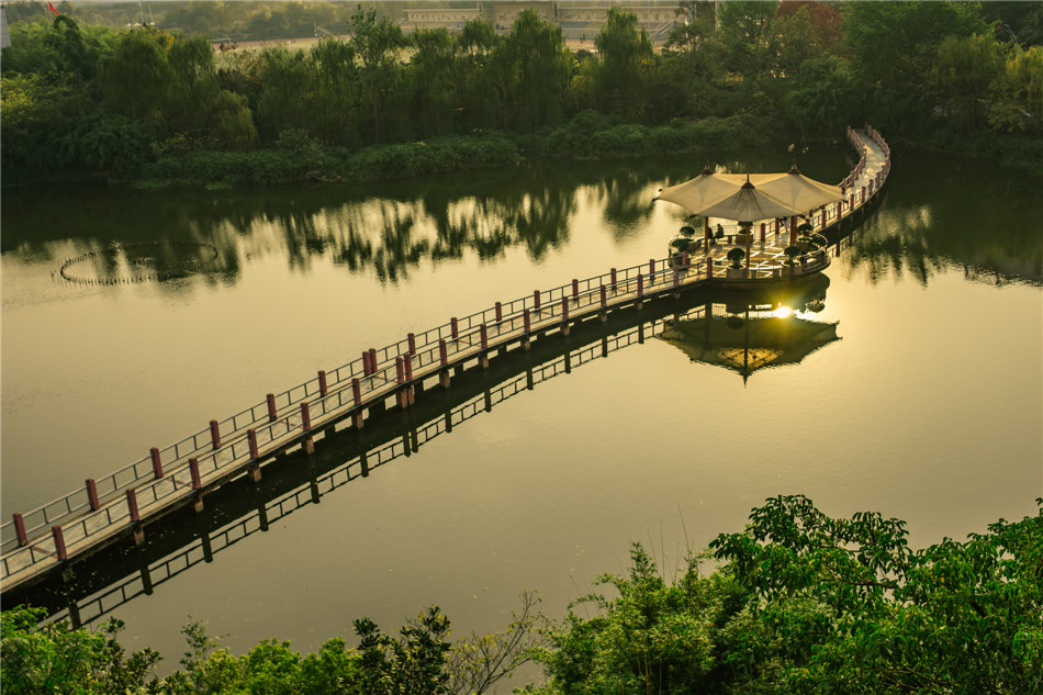 水墨東湖 醉美城院